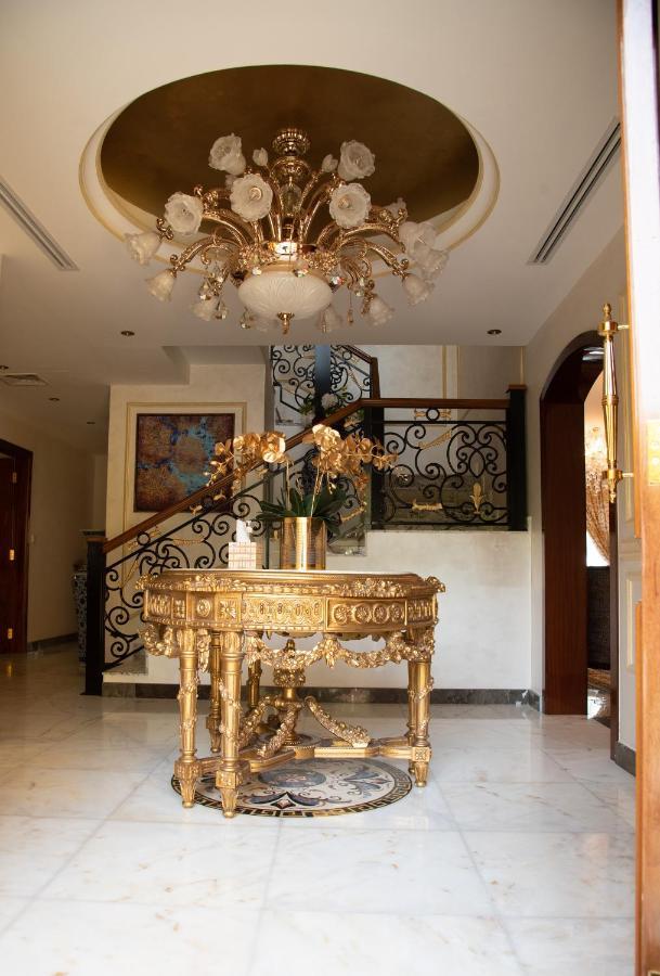 Golden Palace Prive Villa *