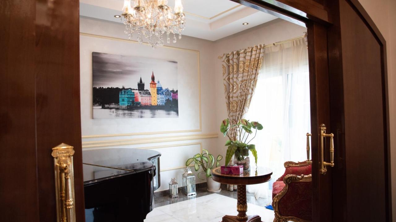 Golden Palace Prive Villa